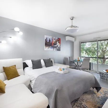 Apartment Ioana - A Cannes